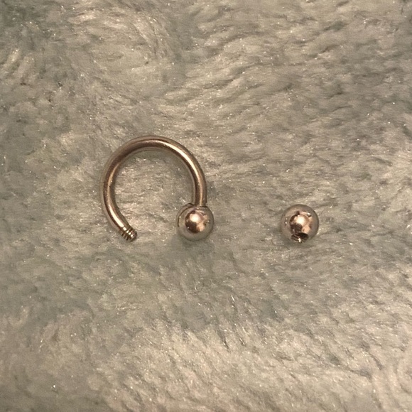 NWOT 6mm 16g Stainless Horseshoe with 6 Pink Opals - Picture 4 of 6